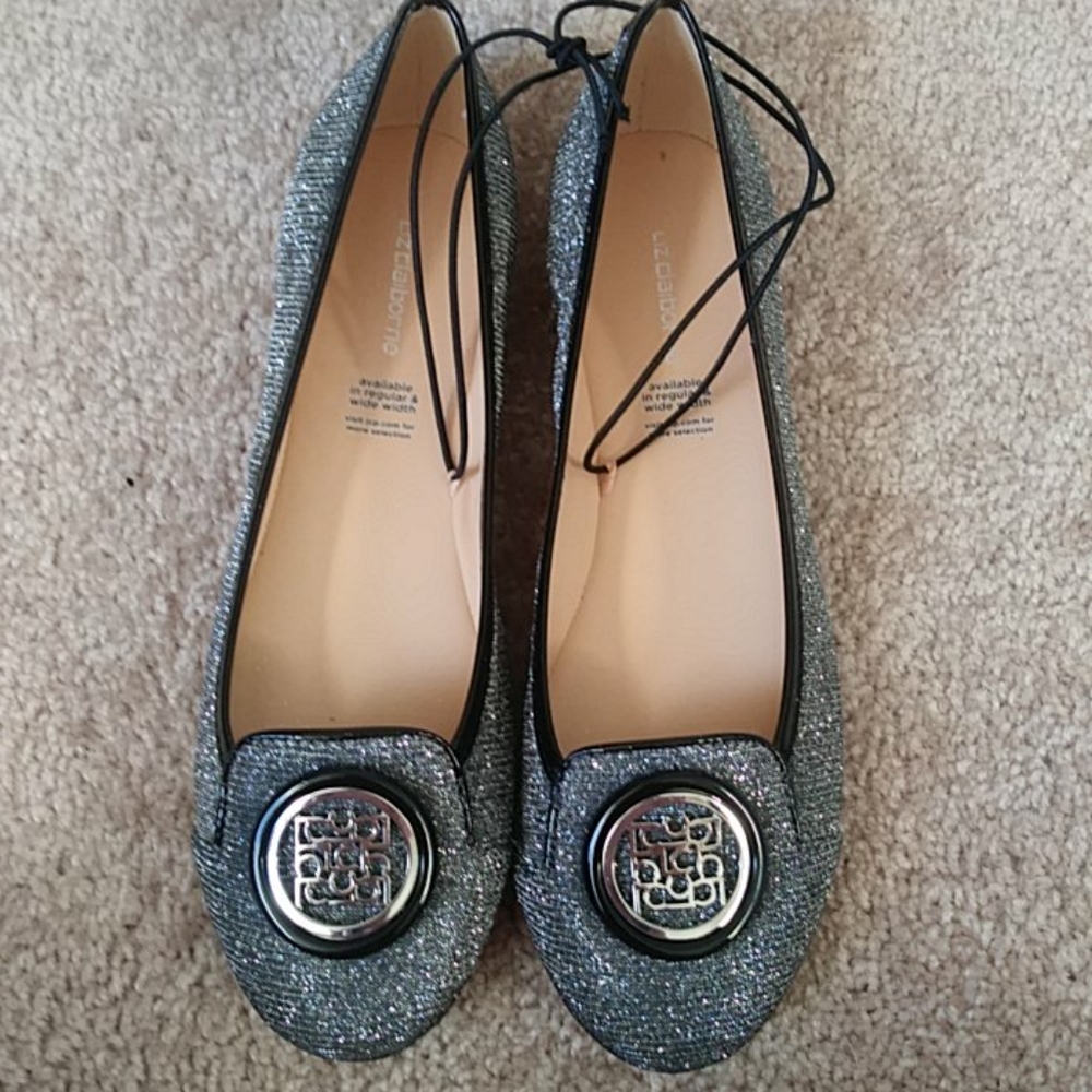 Shoe - Picture 8 of 8